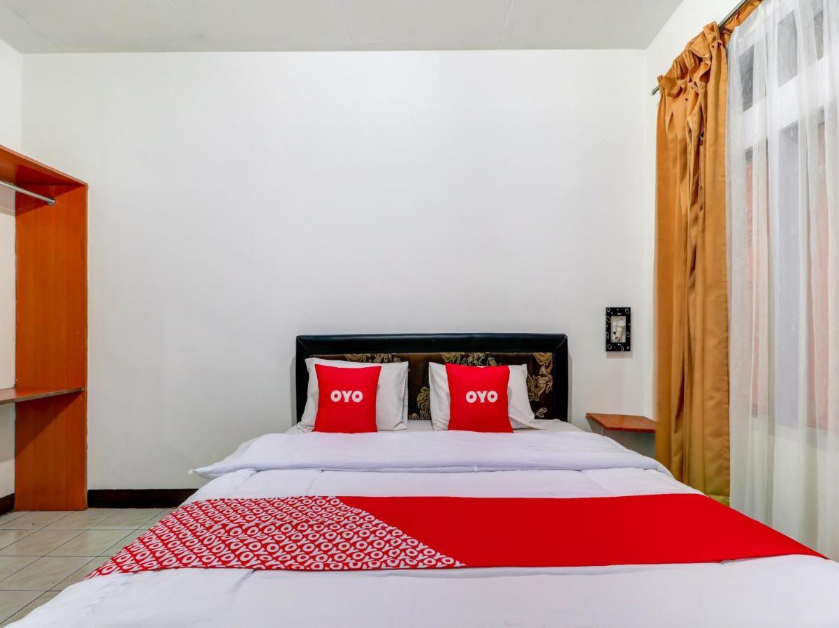 Oyo 3341 Ten Guest House Bandung Exterior photo