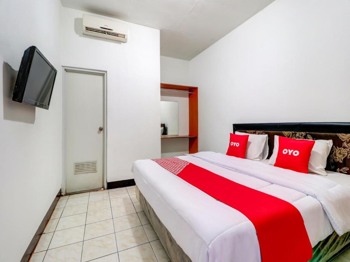 Oyo 3341 Ten Guest House Bandung Exterior photo